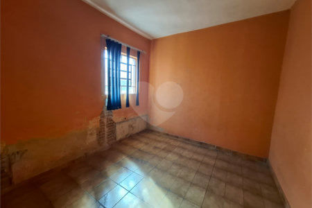 Casa à venda com 5 quartos, sendo 1 suíte, em Jardim Tamoio, Araraquara, SP