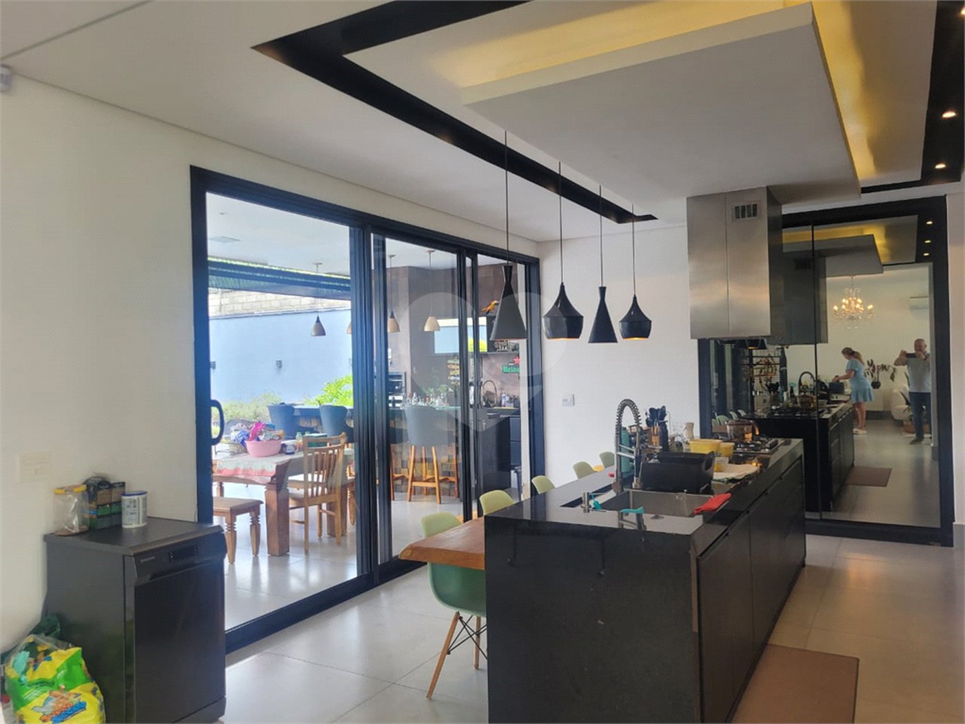 Casa à venda com 4 suítes no condomínio Residencial Saint Patrick, Sorocaba - SP