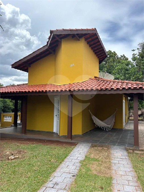 Chácara à venda com 3 quartos, sendo 1 suíte, em Bosque, Vinhedo, SP