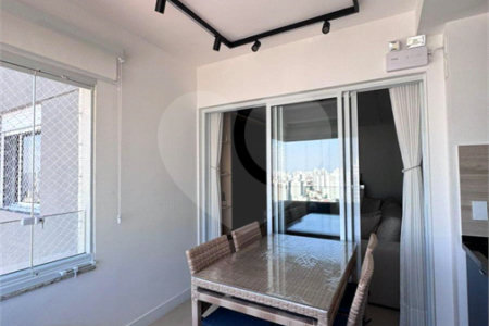 Apartamento à venda com 2 suítes em Vila Firmiano Pinto, São Paulo, SP