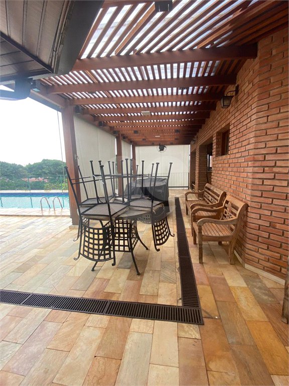 Casa à venda com 4 suítes no condomínio Vale da Santa Fé, Vinhedo - SP