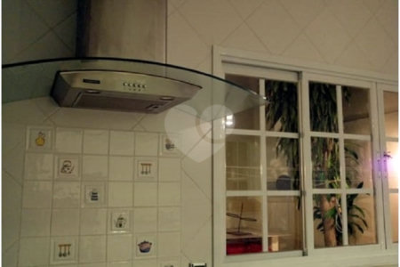 Casa à venda com 4 suítes em Vila Brasílio Machado, São Paulo, SP