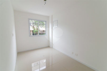 Apartamento à venda com 3 quartos, sendo 1 suíte,  em Vila Isabel, Rio de Janeiro, RJ
