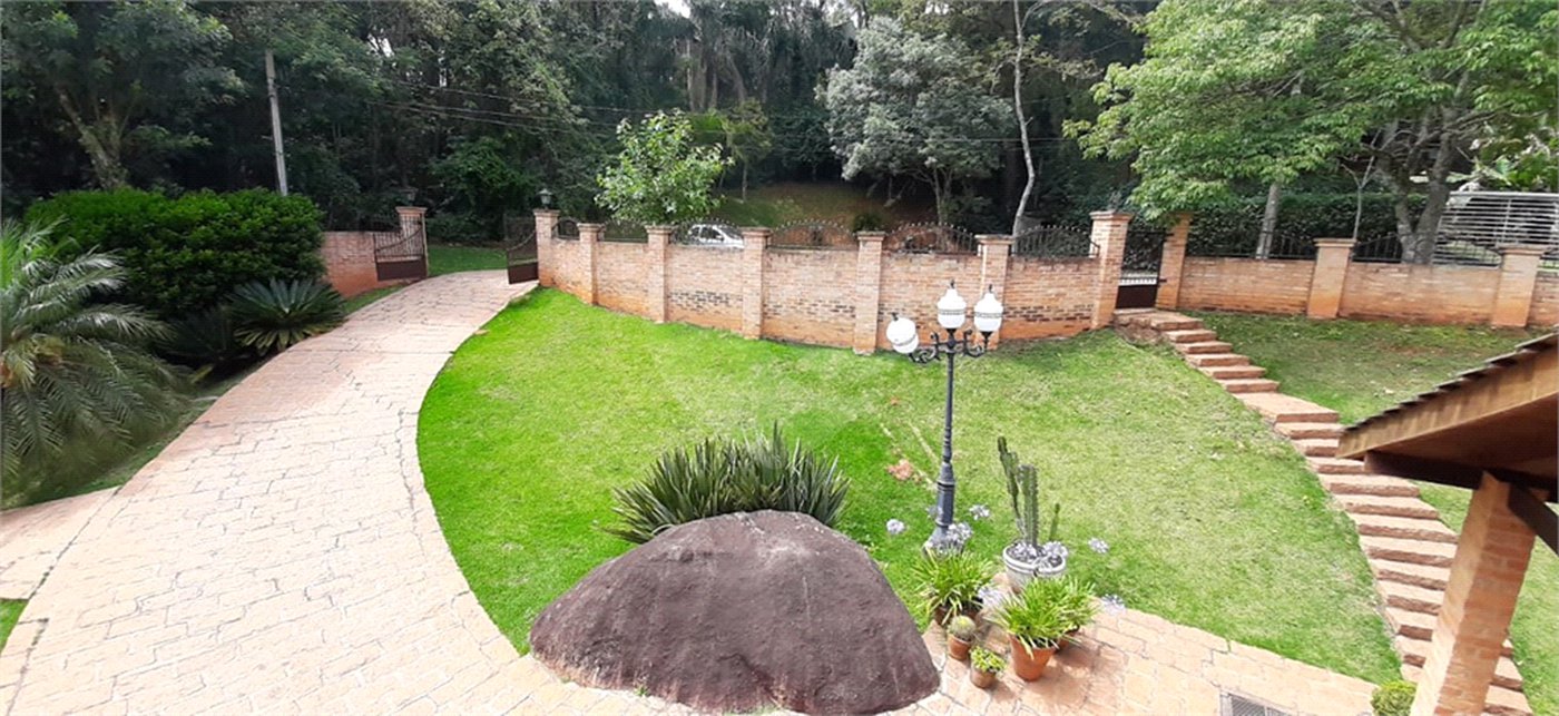 Casa à venda com 2 suítes no condomínio Residencial Cantareira, Mairiporã - SP