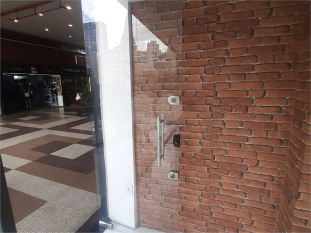 Loja à venda ou para alugar no Centro, São Paulo, SP