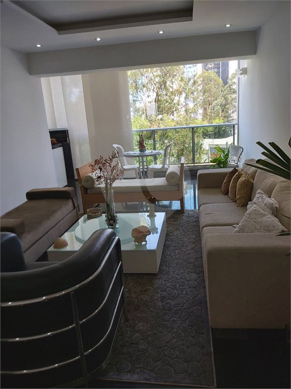 Apartamento à venda com 3 quartos, sendo 2 suítes, em Vila Andrade, São Paulo, SP