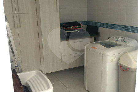 Casa à venda com 3 suítes no condomínio Lago da Serra, Araçoiaba da Serra - SP