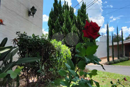 Casa à venda com 3 suítes no condomínio Parque do Varvito, Itu - SP