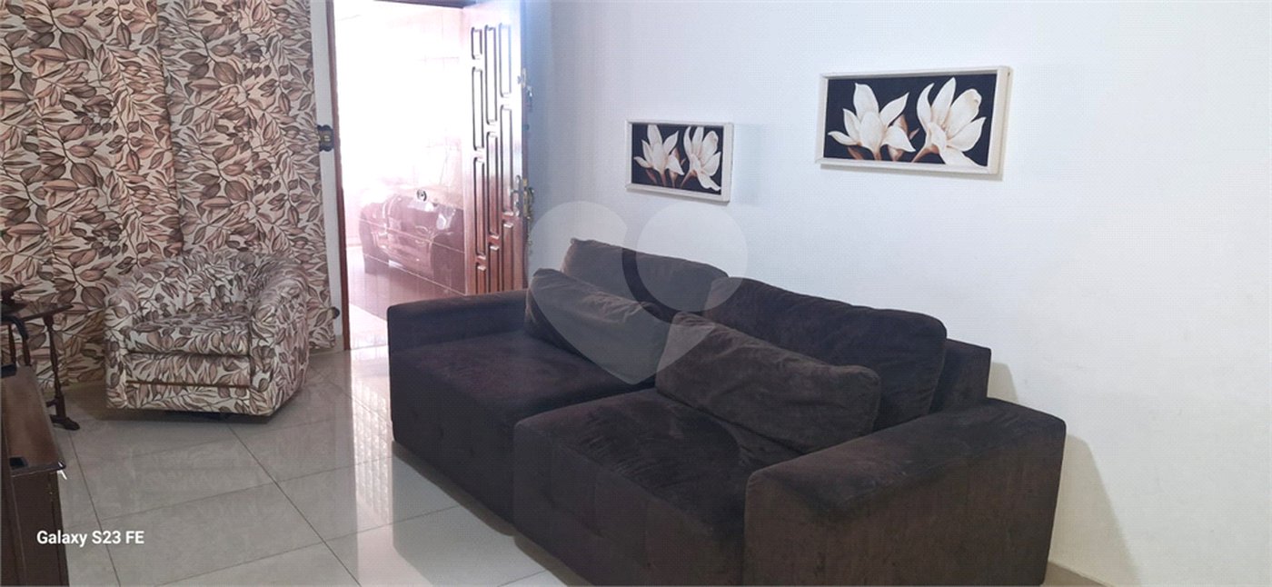 Sobrado à venda com 2 quartos, sendo 1 suíte,  em Vila Guilherme, São Paulo, SP