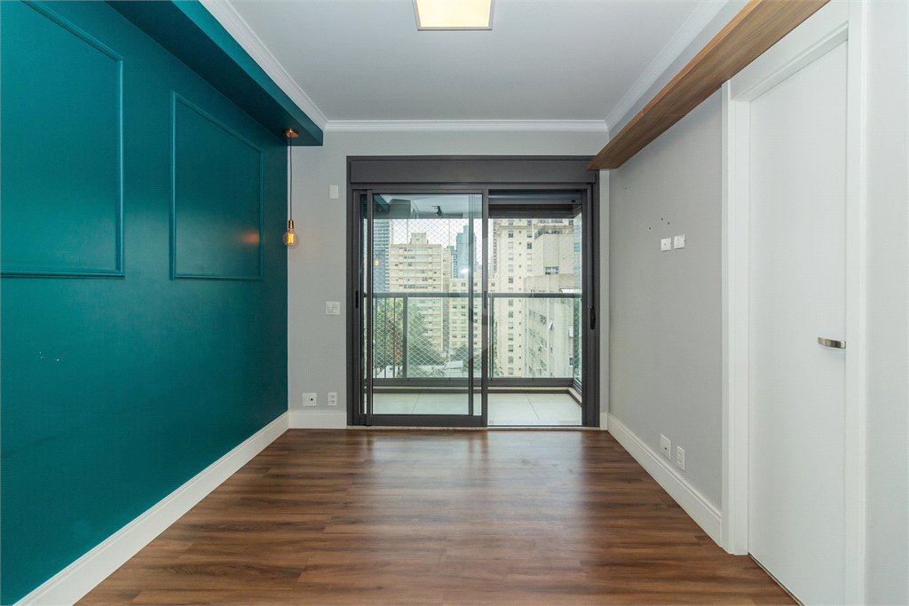 Apartamento à venda com 3 quartos, sendo 2 suítes, em Pinheiros, São Paulo, SP