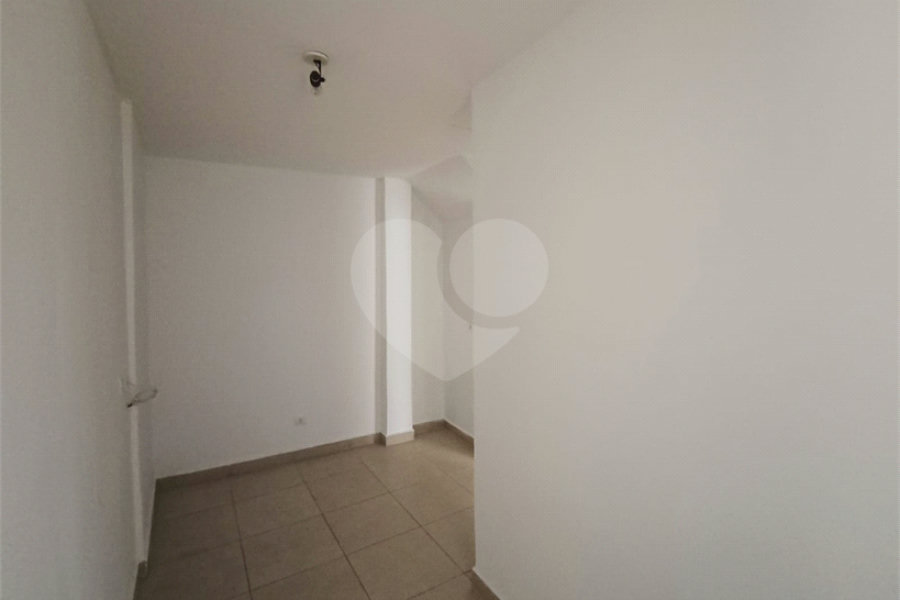Casa para alugar com 1 quarto no condomínio Cond R Claudio Rodrigues Lopes, São Paulo - SP
