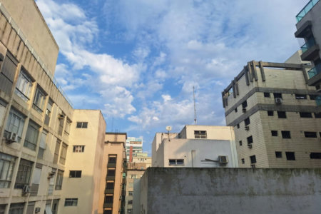 Apartamento Prédio Frente Mar em Santos | 3 Dormitórios à Venda