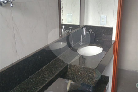Casa à venda com 2 quartos, sendo 1 suíte, em Jardim Casa Branca, Suzano, SP