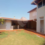 Casa à venda com 4 quartos, sendo 1 suíte, no condomínio Villa Real Ribeirao Preto, Ribeirão Preto - SP