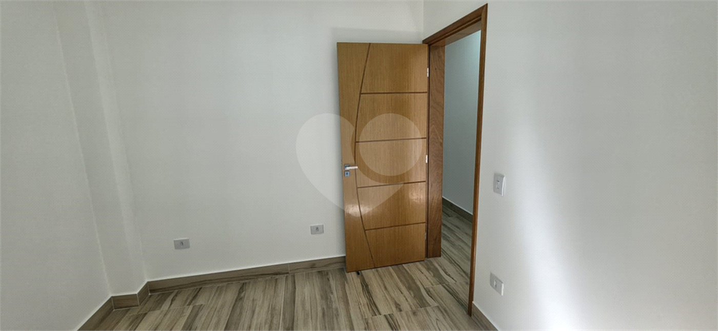 Sobrado à venda com 3 quartos, sendo 1 suíte, em Vila Bonilha, São Paulo, SP