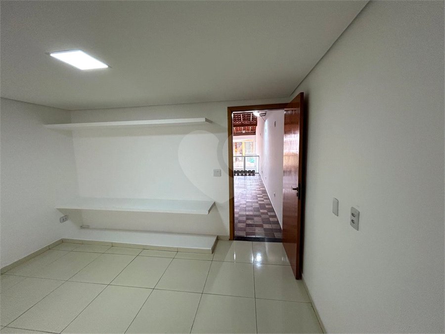 Casa de Vila para alugar com 4 suítes em Vila Romana, São Paulo, SP