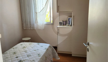 Apartamento à venda com 3 quartos, sendo 1 suíte,  em Vila Monumento, São Paulo, SP