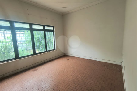 Casa à venda com 4 quartos, sendo 1 suíte, no Centro, Araraquara, SP