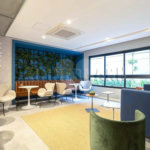 Apartamento a venda com 1 dormitório, sala com varanda e próximo ao metrô Vila Madalena.