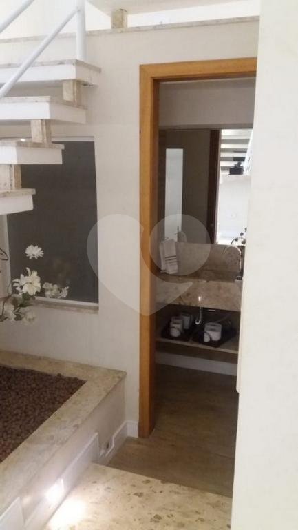 Sobrado à venda no Cambuci, Reformado 300 m2 - 4 Quartos/3 Suítes/ 2 Vagas de garagem