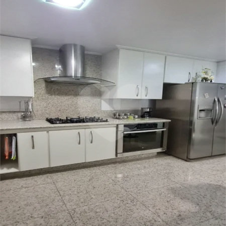 Apartamento à venda na Vila Carrão, 3 quartos (2 suítes)