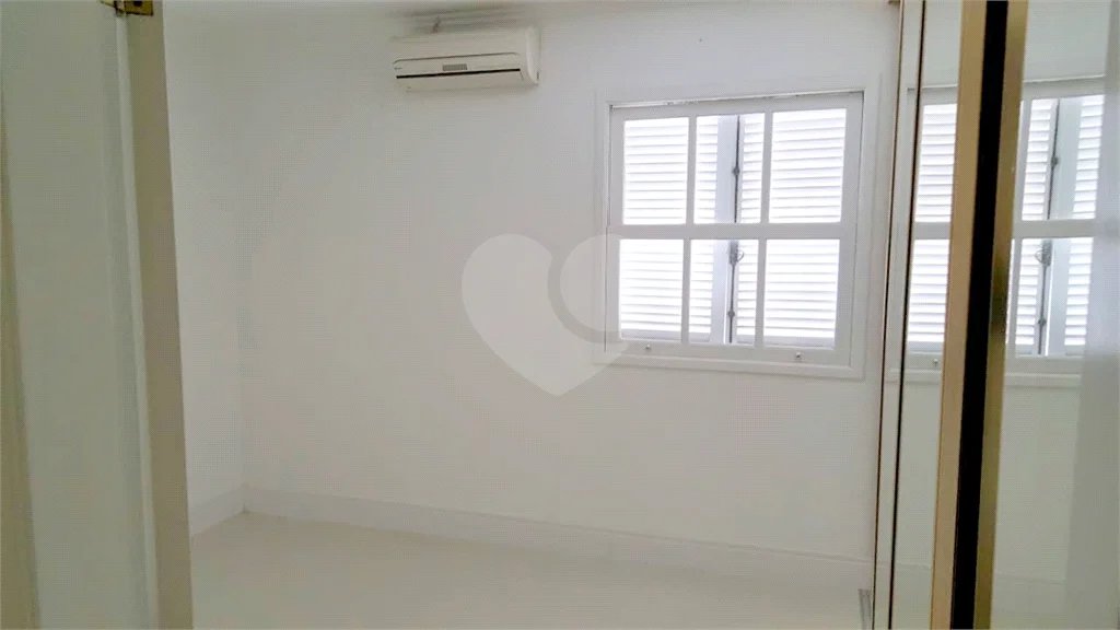 Casa de vila para venda e locação na região da Mooca