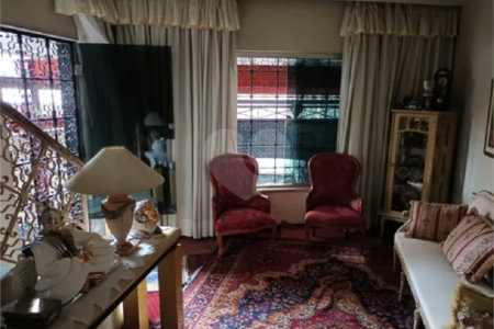 Excelente casa no bairro Cambuci/Aclimação - Ótima localização.