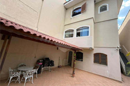 Sobrado à venda com 3 quartos, sendo 1 suíte, em Tucuruvi, São Paulo, SP