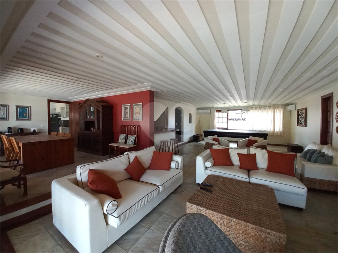 Casa à venda com 4 quartos, sendo 3 suítes,  em Geribá, Armação dos Búzios, RJ