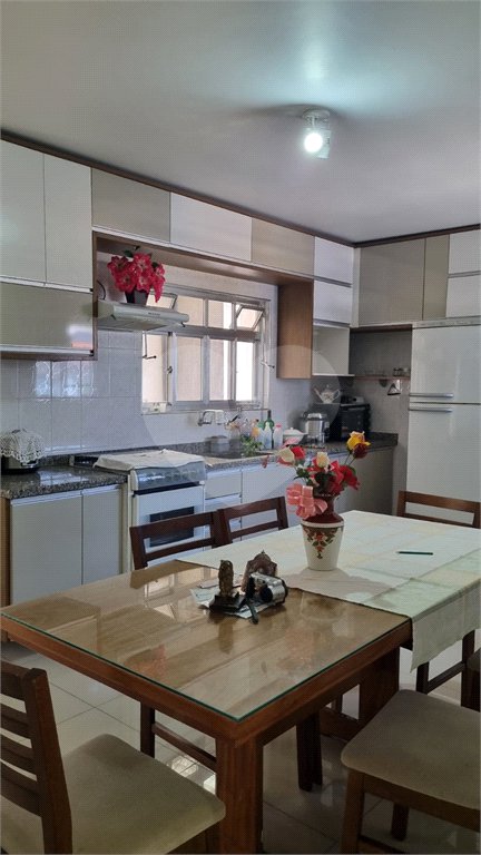 Sobrado à venda com 5 quartos em Vila Santos, São Paulo, SP