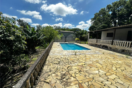 Chácara à venda com 3 quartos em Chácara Sete Cruzes, Suzano, SP