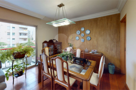 Apartamento à venda com 4 quartos, sendo 2 suítes, em Campo Belo, São Paulo, SP
