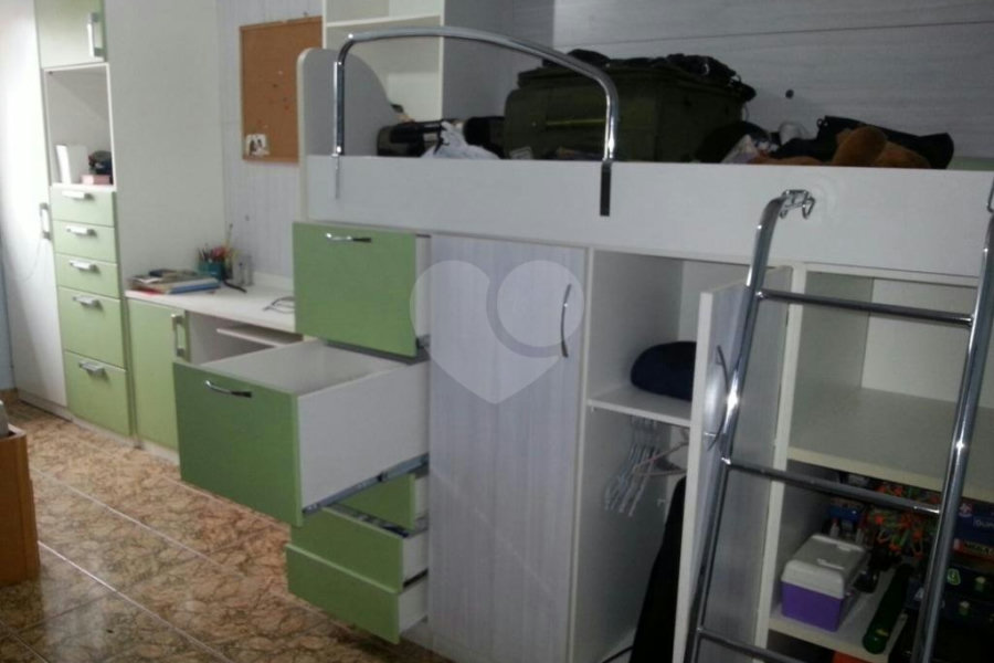 Sobrado à venda com 3 quartos, sendo 1 suíte, em Vila Nova Cachoeirinha, São Paulo, SP