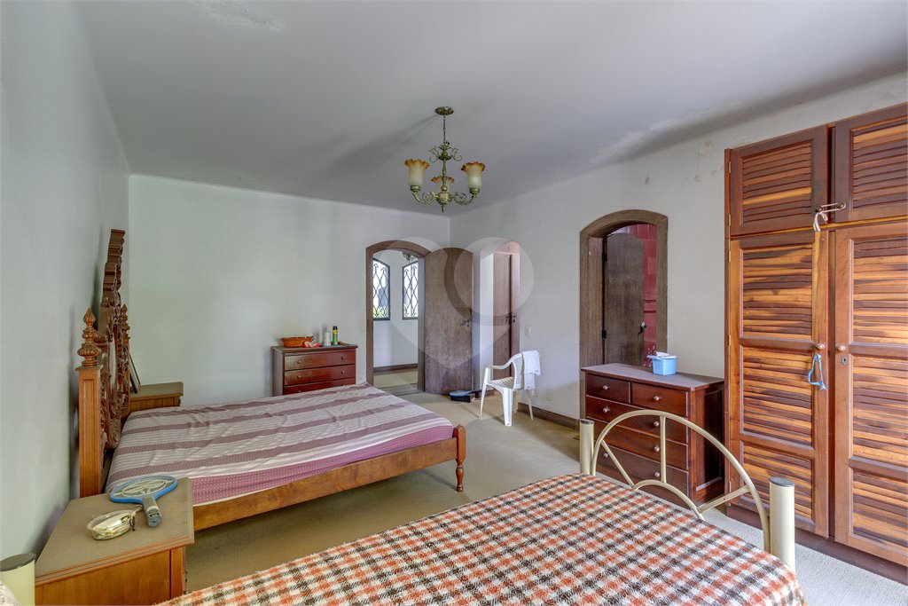 Casa à venda com 4 suítes no condomínio Chácara Flora, São Paulo - SP