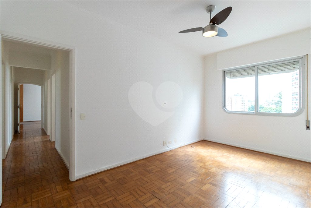 Apartamento à venda com 3 quartos, sendo 1 suíte, em Vila Sofia, São Paulo, SP