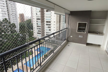 Apartamento à venda ou para alugar com 3 quartos, sendo 1 suíte,  em Parque Reboucas, São Paulo, SP