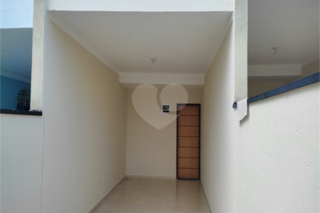 Sobrado à venda ou para alugar com 2 suítes em Jardim Nely, Indaiatuba, SP