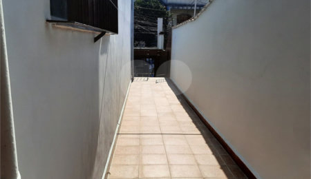 Sobrado à venda com 3 quartos, sendo 1 suíte,  em Vila Gustavo, São Paulo, SP