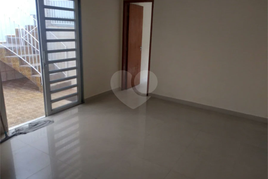 Casa Térrea à venda com 3 quartos em JAÇANÃ, São Paulo, SP