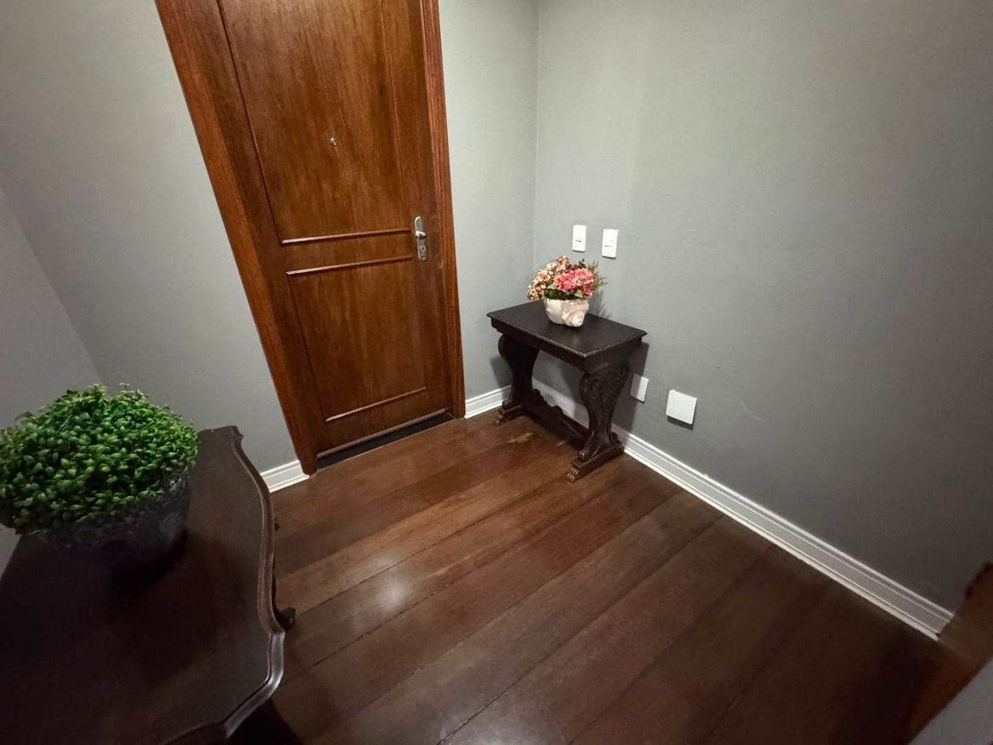 Apartamento com 2 dormitórios para alugar, 113 m² por R$ 5.900,02/mês - Gonzaga - Santos/SP