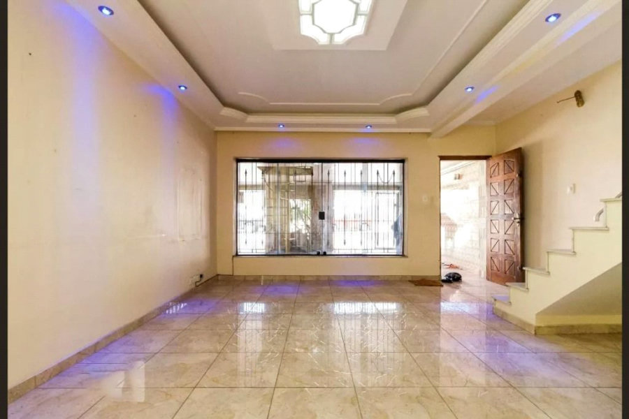Sobrado à venda com 3 quartos em Vila Carrão, São Paulo, SP