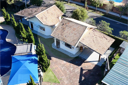 Chácara à venda com 4 quartos, sendo 1 suíte,  em Campos de Atibaia, Atibaia, SP