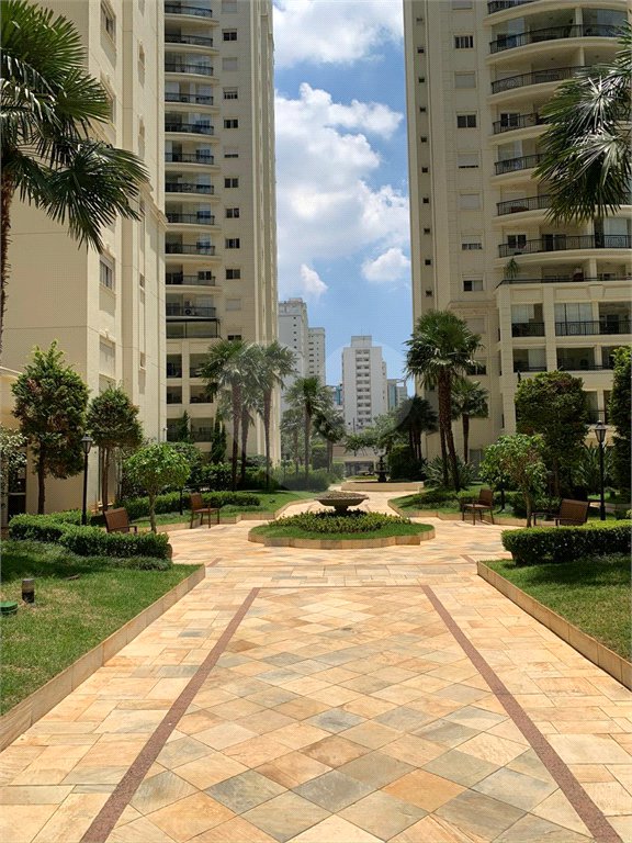Apartamento à venda com 2 quartos, sendo 1 suíte,  em Indianópolis, São Paulo, SP