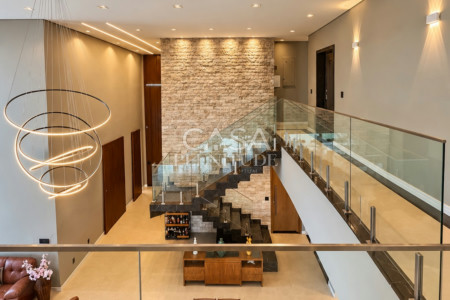 Casa nova no Saint Patrick com 926 m², 5 suítes, elevador e piscina aquecida, saúna em Sorocaba