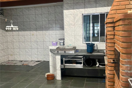 Casa à venda com 3 quartos, sendo 1 suíte,  no condomínio Vila Nova de Mafra, São Paulo - SP