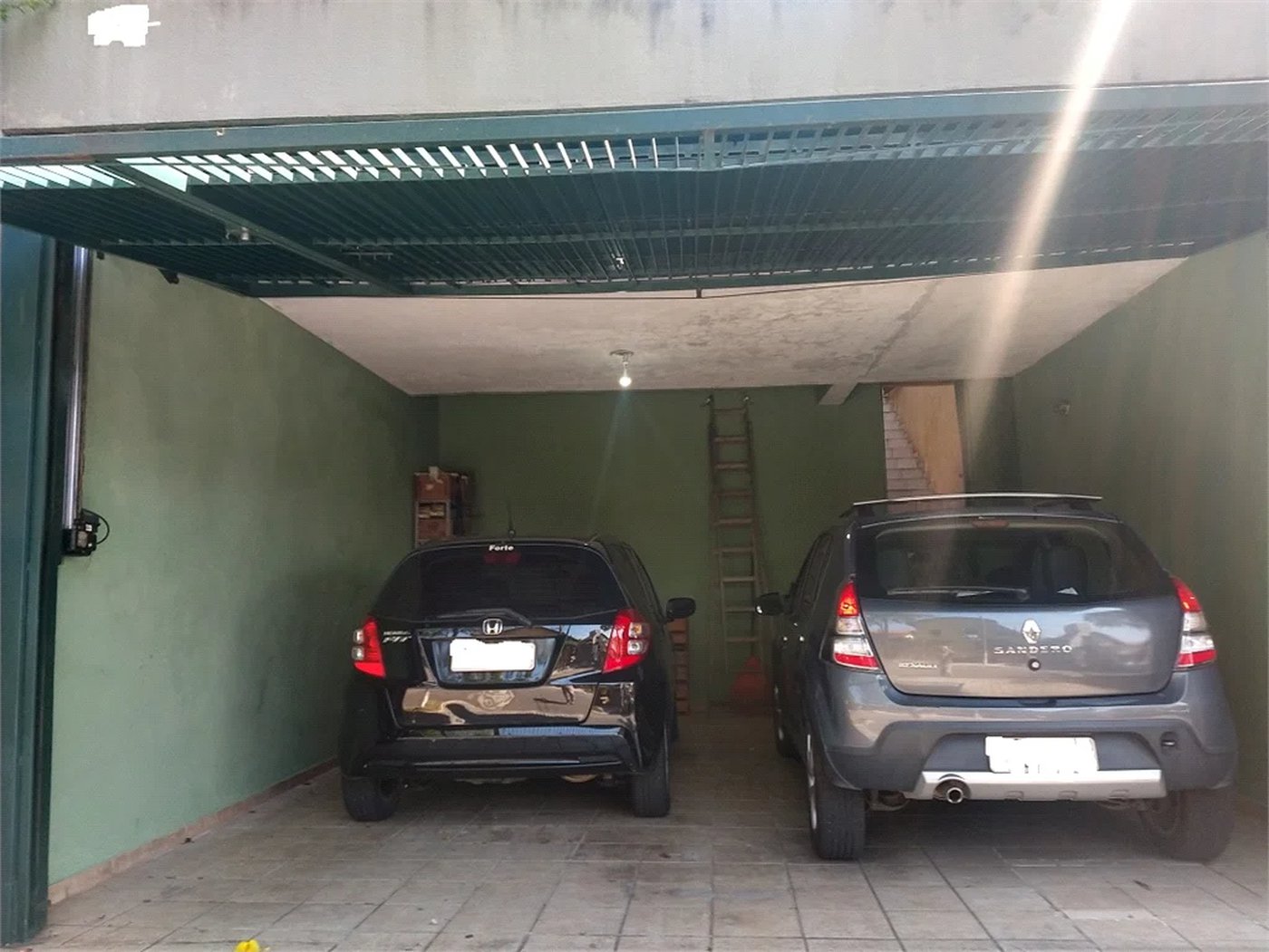 Sobrado à venda com 4 quartos, sendo 1 suíte,  em Parque dos Príncipes, São Paulo, SP