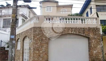 Sobrado à venda com 4 quartos em Santana, São Paulo, SP