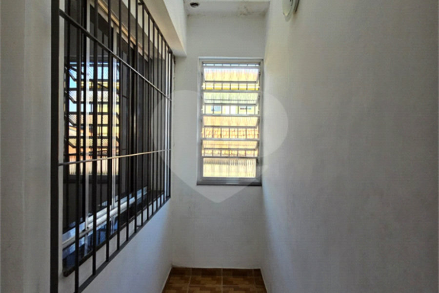 Sobrado à venda com 5 quartos, sendo 1 suíte, em Vila Bonilha, São Paulo, SP
