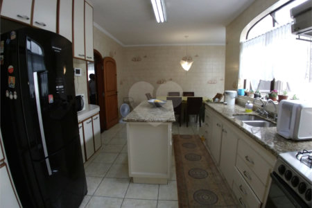 Casa à venda com 3 quartos, sendo 1 suíte,  em Jardim Brasil (zona Sul), São Paulo, SP