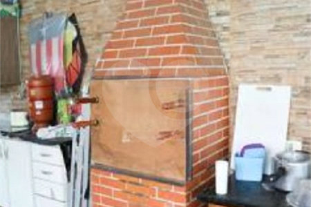 Casa à venda com 3 quartos, sendo 1 suíte,  em Vila Nova Carolina, São Paulo, SP
